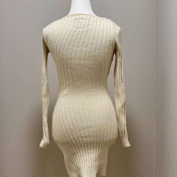 Guess| woman's | sweater| dress - Picture 3 of 3